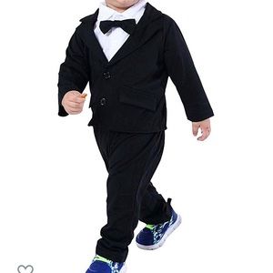 NWOT Baby 3 piece “suit”